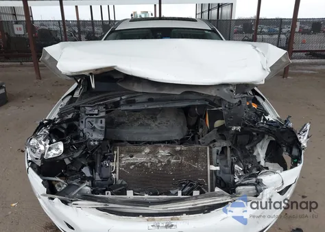 2017 Volvo Xc60 T5 Inscription z USA, uszkodzony, nr VIN YV440MDU8H2005661